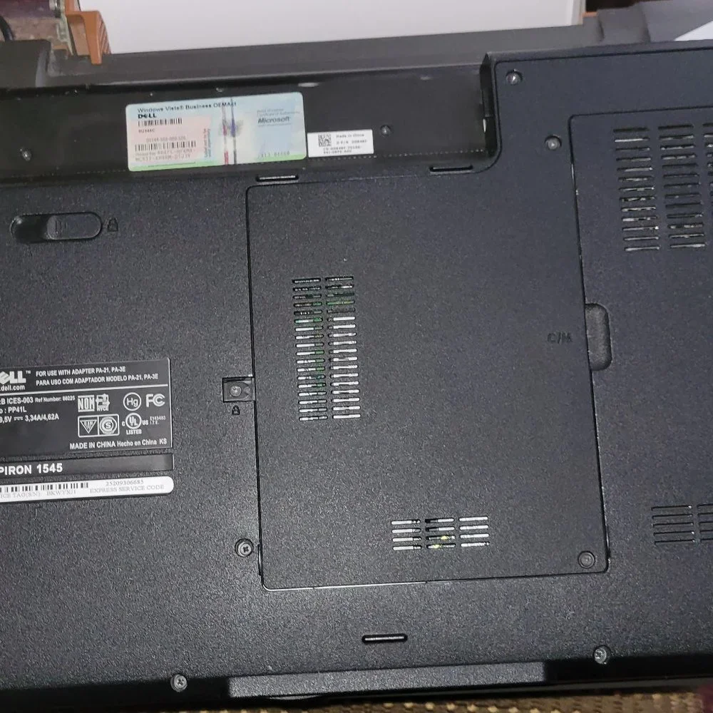 Dell Inspiron 1545 Laptop